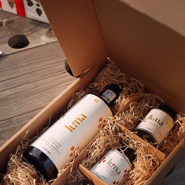 Box Olio Extra Vergine “coratina” Selezione 500ml + aromatici, Basilico + Limone + Peperoncino 3x100ml